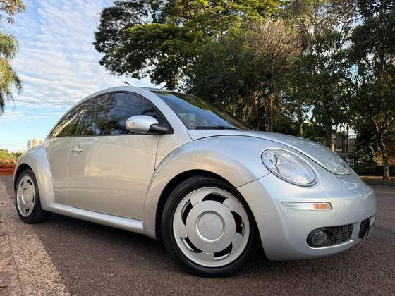 VOLKSWAGEN NEW BEETLE 2.0 MI 8V GASOLINA 2P MANUAL VOLKSWAGEN NEW BEETLE 2.0 MI 8V GASOLINA 2P MANUAL
